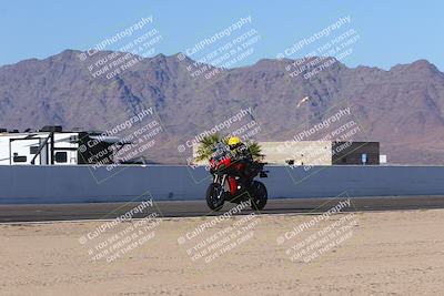 media/Nov-06-2023-Moto Forza (Mon) [[ce023d0744]]/4-Beginner Group/Session 4 (Finish Line Checker)/